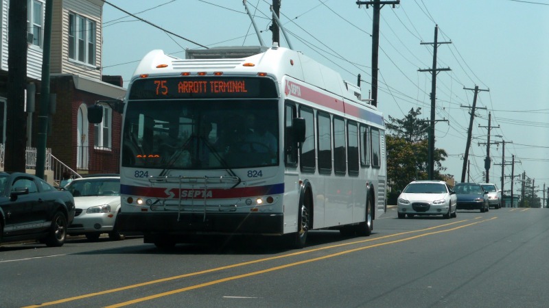 824 on the 75
Keywords: trackless trolley cummins qsb electric transit bus new flyer low floor philadelphia